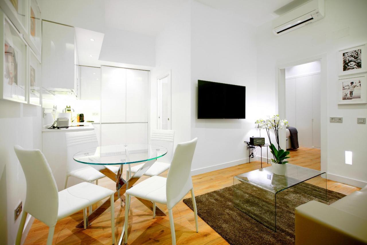 Prado Suite Madrid Kültér fotó
