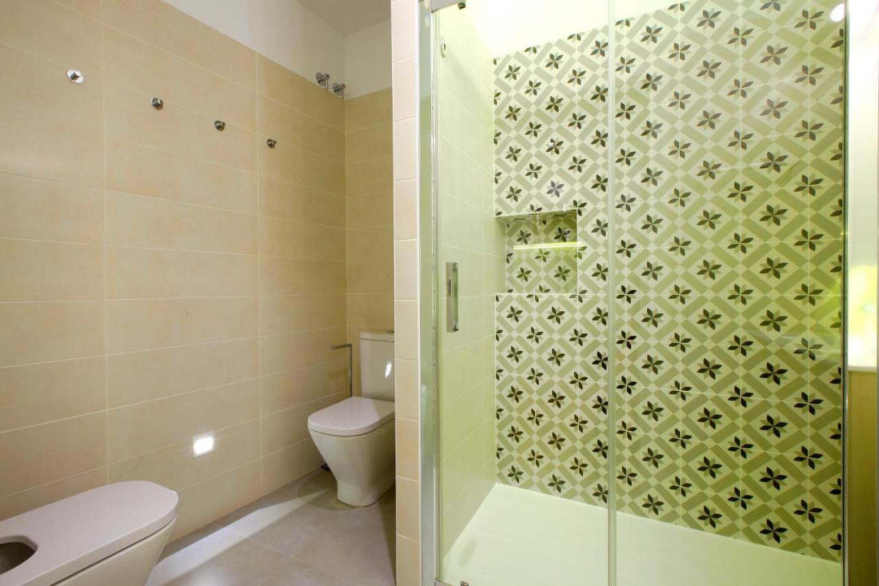 Prado Suite Madrid Kültér fotó
