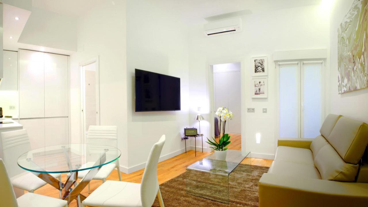 Prado Suite Madrid Kültér fotó