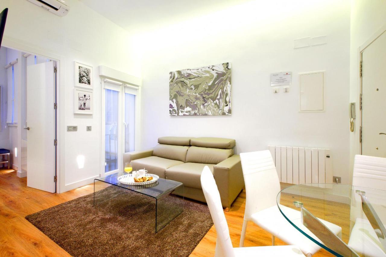 Prado Suite Madrid Kültér fotó