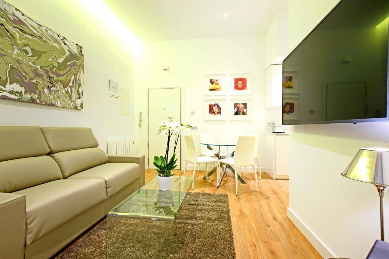 Prado Suite Madrid Kültér fotó