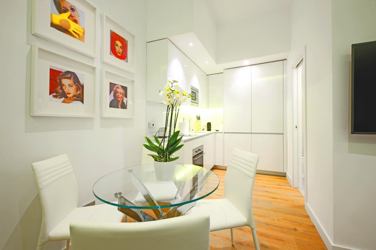 Prado Suite Madrid Kültér fotó