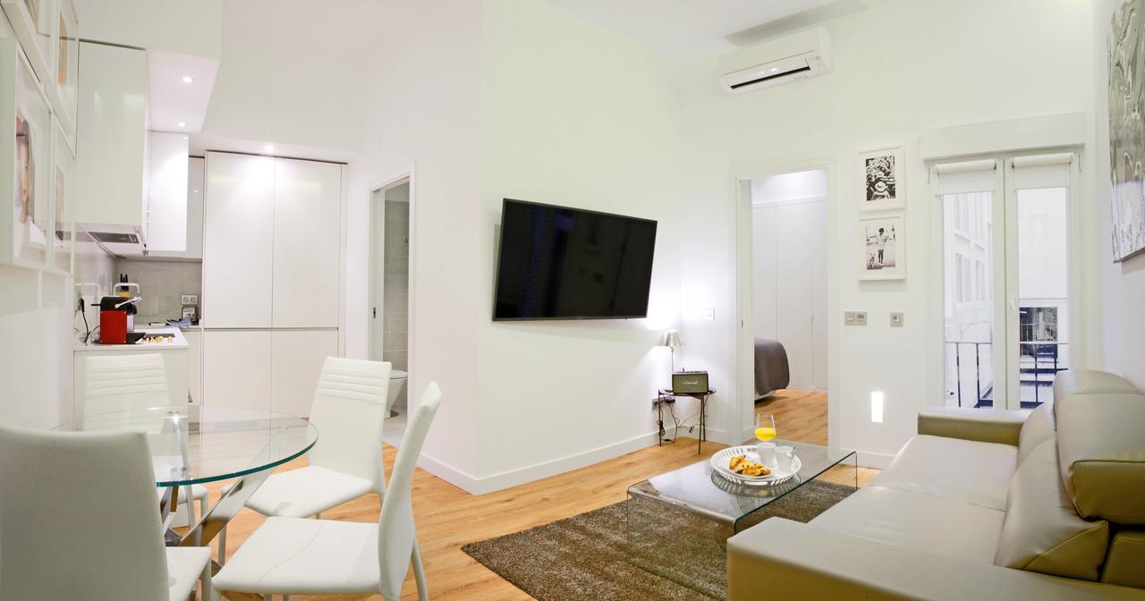 Prado Suite Madrid Kültér fotó
