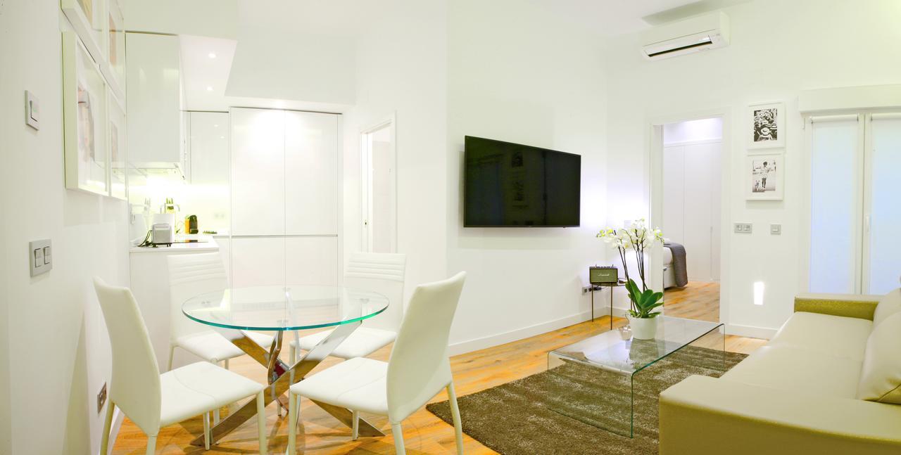 Prado Suite Madrid Kültér fotó