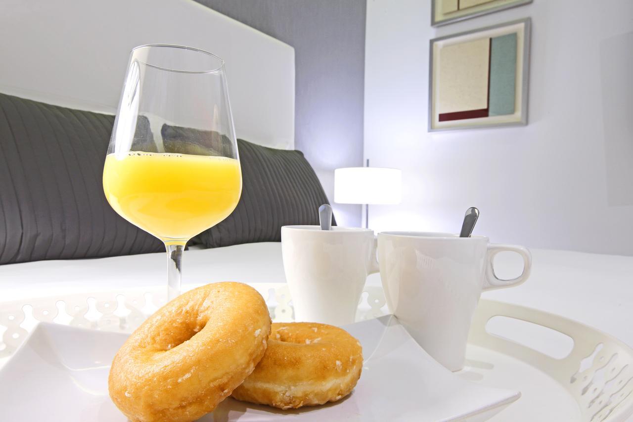 Prado Suite Madrid Kültér fotó
