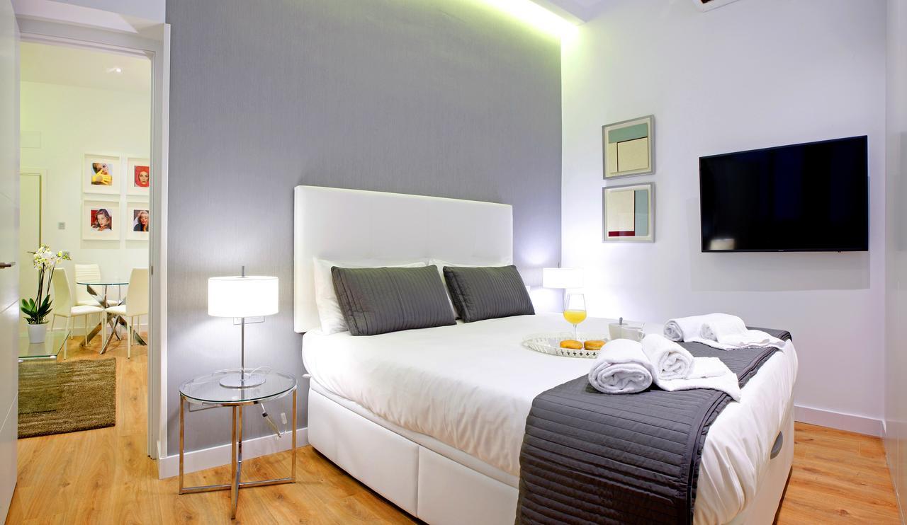 Prado Suite Madrid Kültér fotó